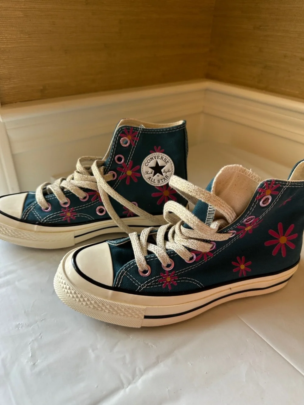 Chuck Taylor - Converse High Top Teal Sneakers w Pink Floral Prints (sz 6 women) - Picture 2 of 9